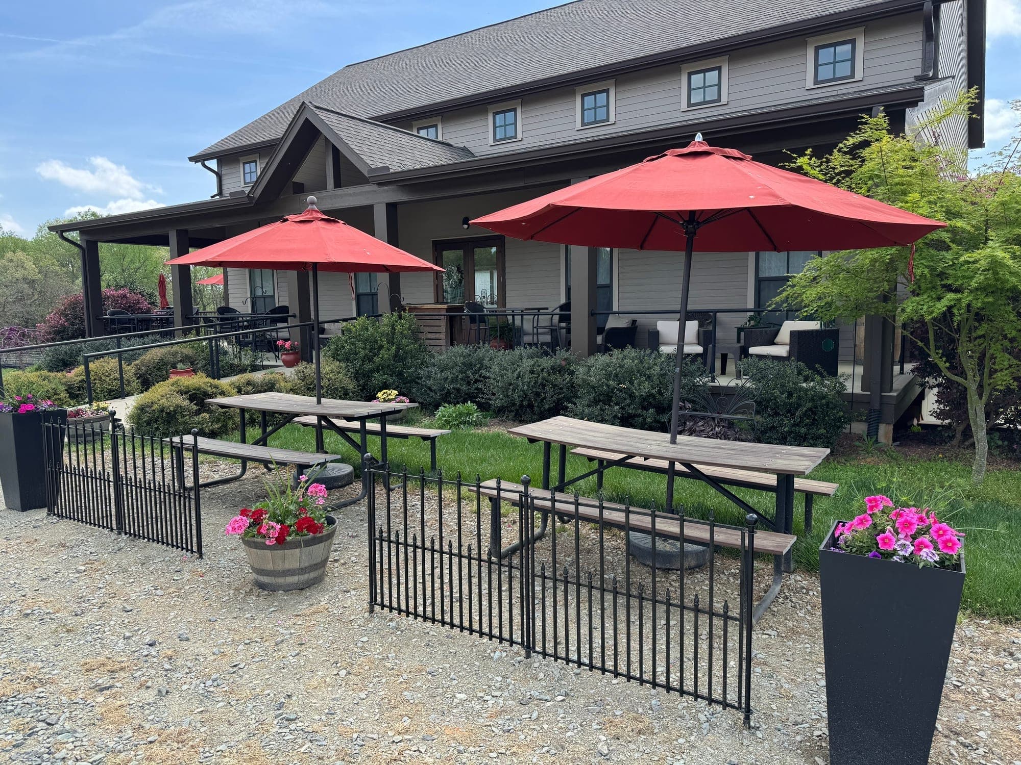 Picnic area at FireClay Cellars